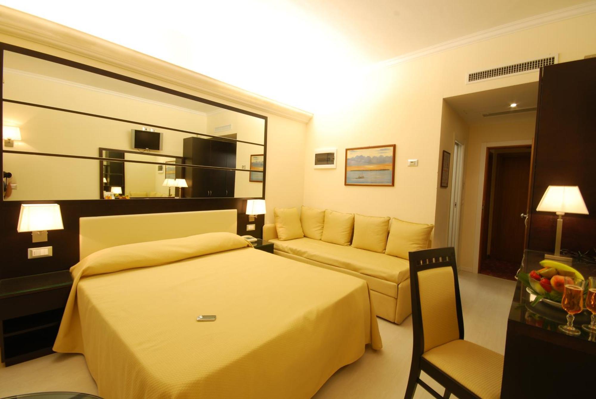 Hotel Caesar Paladium Rimini Zimmer foto